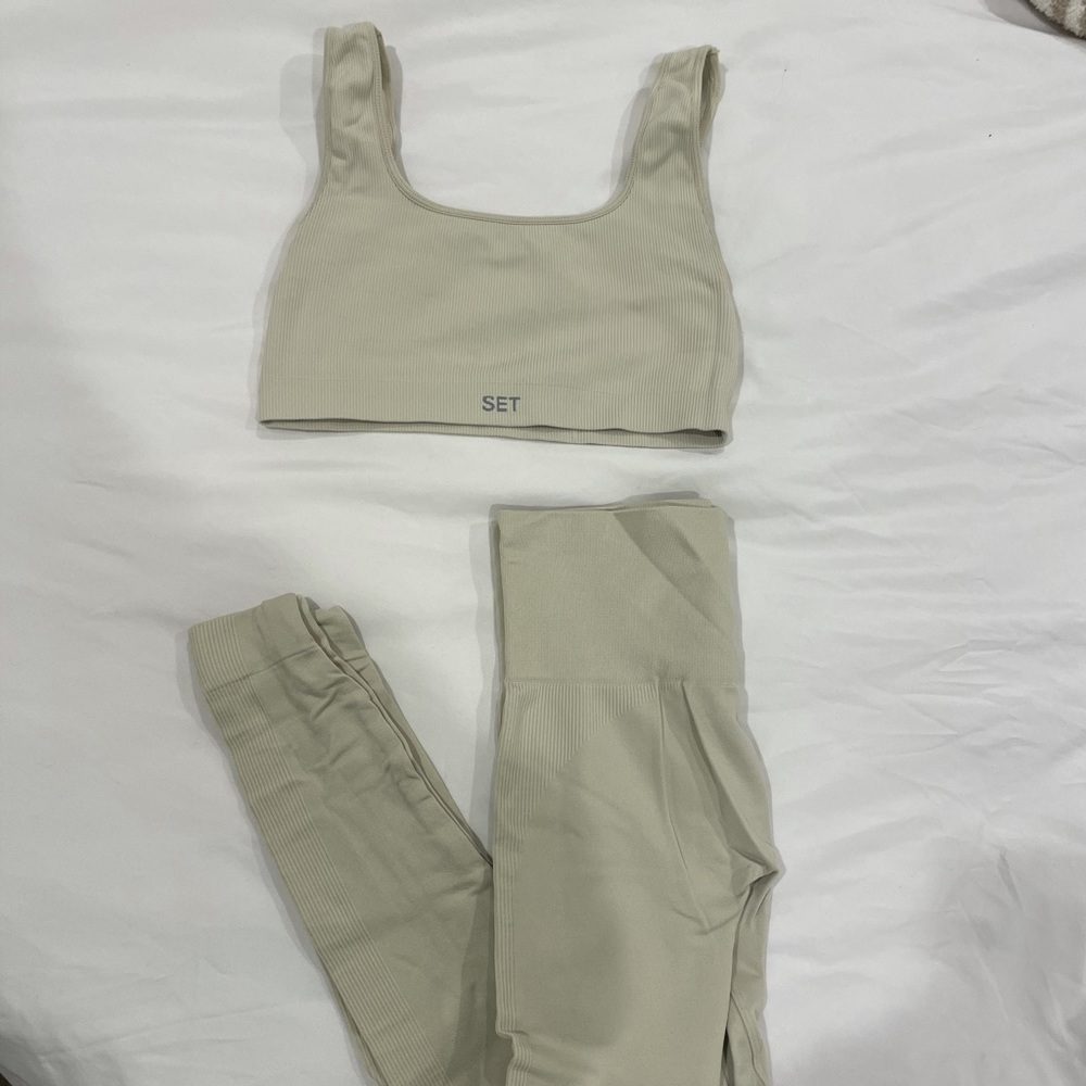 SET ACTIVE top and leggings - tan size S